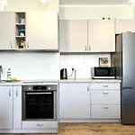 Marcinowska 2 - Self Check-in 20h - Parking Apartament Trzebnica