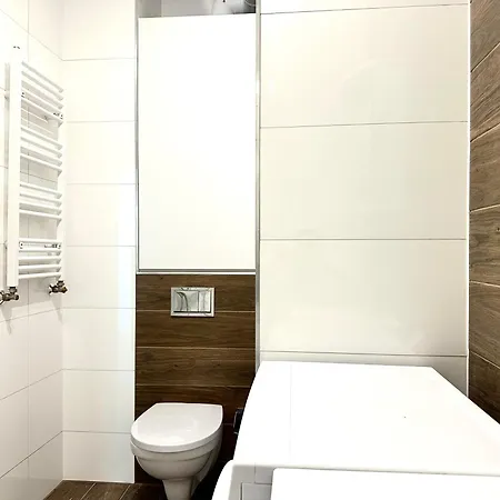 Marcinowska 2 - Self Check-in 20h - Parking 트레브니카