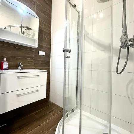Apartament Marcinowska 2 - Self Check-in 20h - Parking